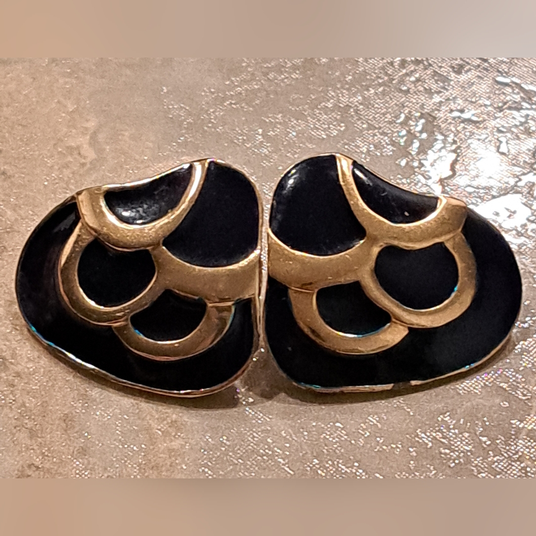 Vintage Gold And Black Metal Earrings, Fabulous Design, Collectible Vintage.